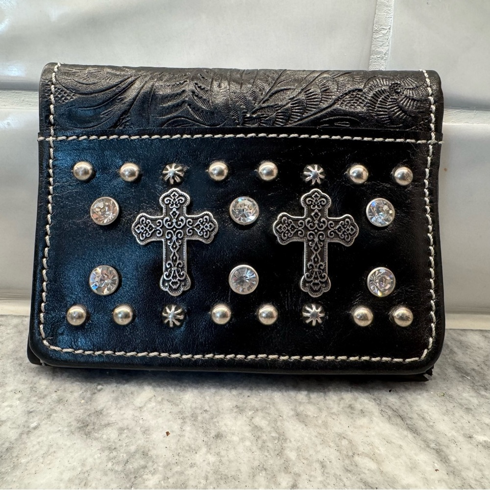 NWT American West Genuine Leather Small Tri-Fold Studded Black Cross Wallet